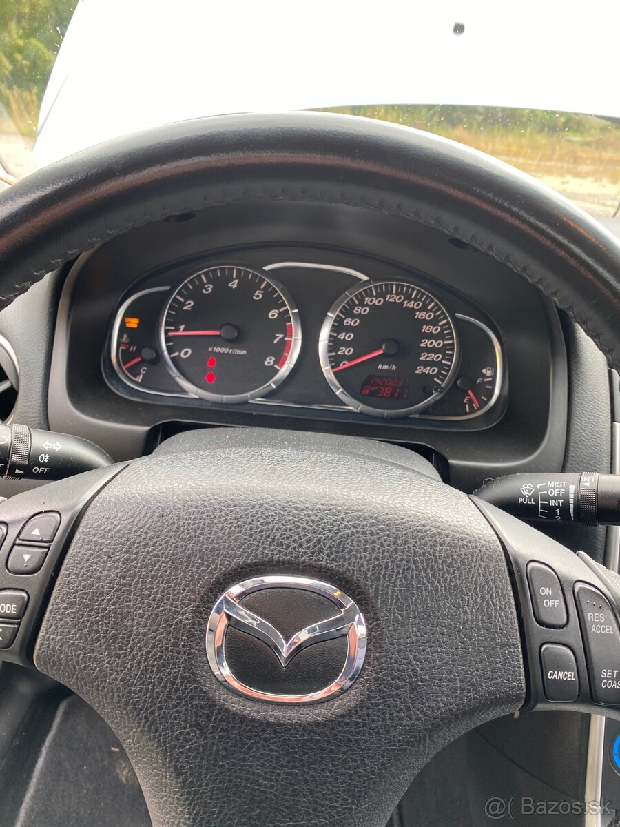 Mazda 6 - 8