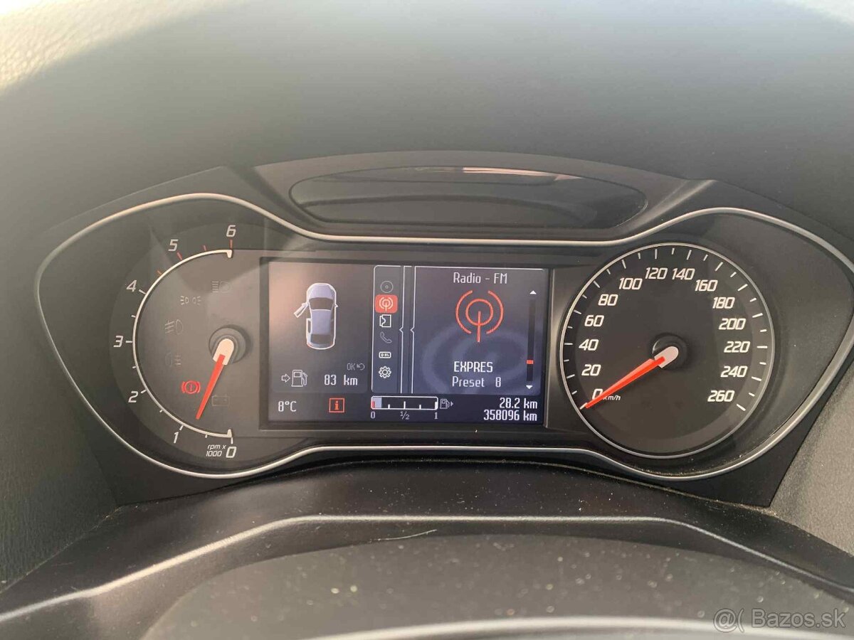 Mondeo MK4 facelift 2.0 tdci 103kw Titanium - 8