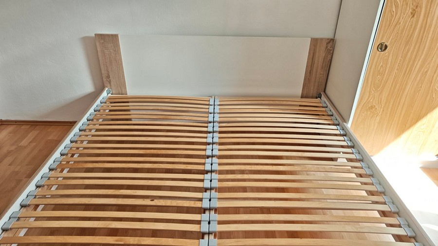 Manželská posteľ - 8