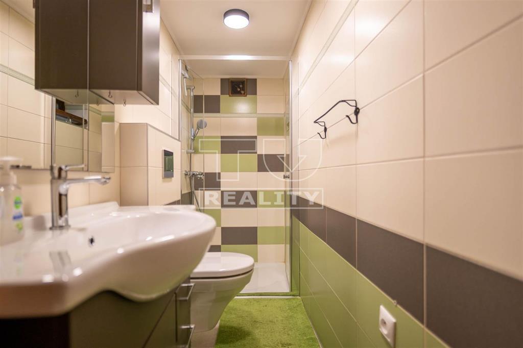 Unikátna rekreačná chata v srdci Malej Fatry, v... - 8