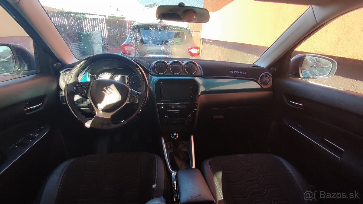 Predám Suzuki Vitara 1.6 GL Premium 2WD AAC - 8