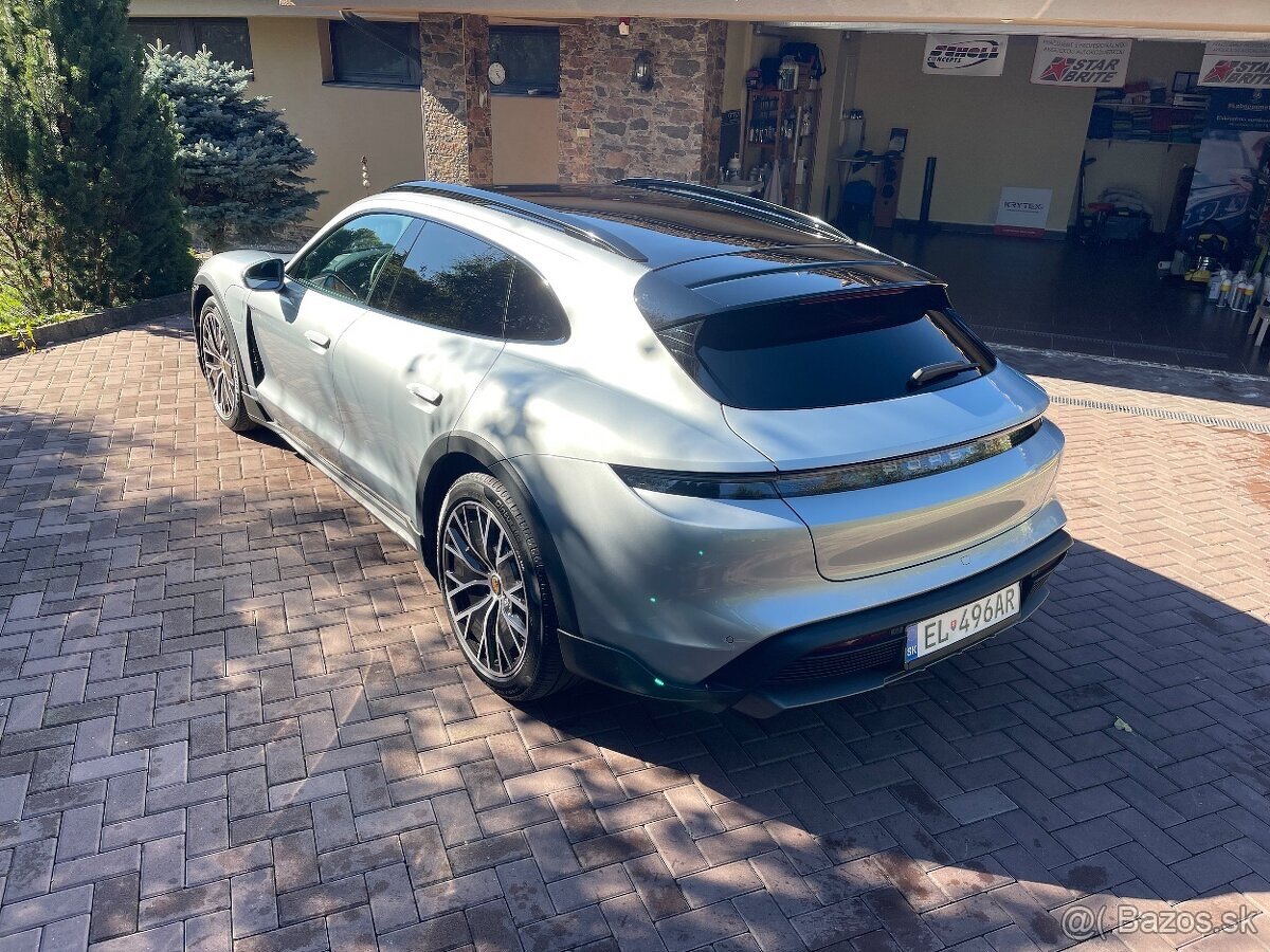 PORSCHE Taycan Cross Tourismo 4 - 8