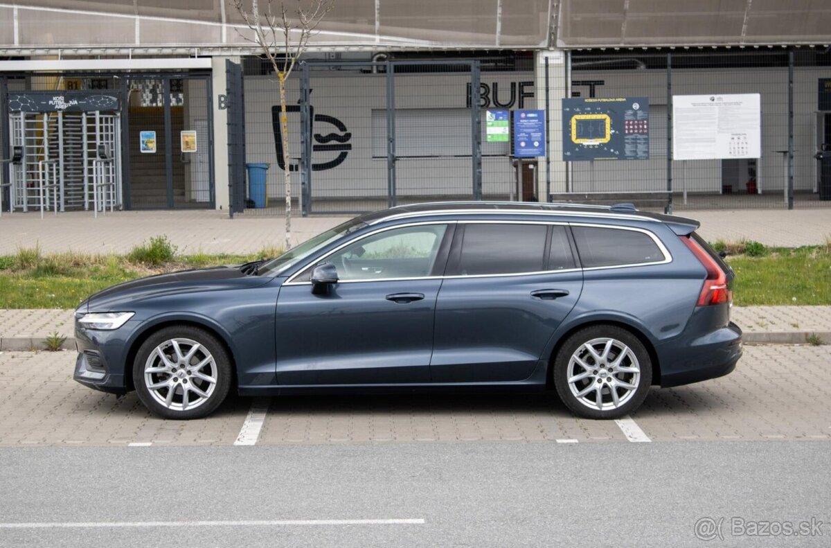 Volvo V60 D3 A/T / 110kW / A8 / 2020 - 8