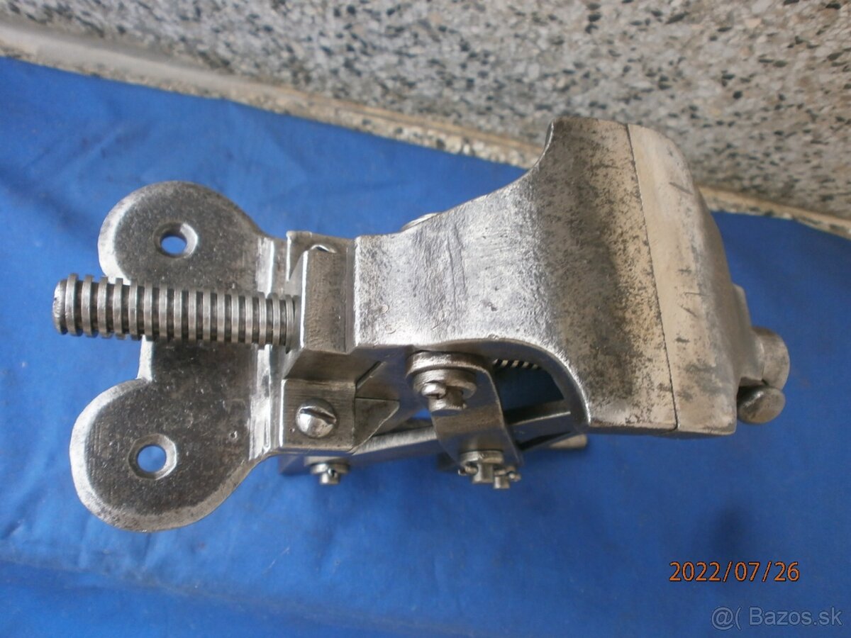 Menší svěráky - 8