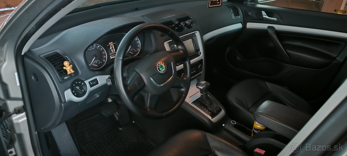 Škoda Octavia 2 facelift DSG - 8