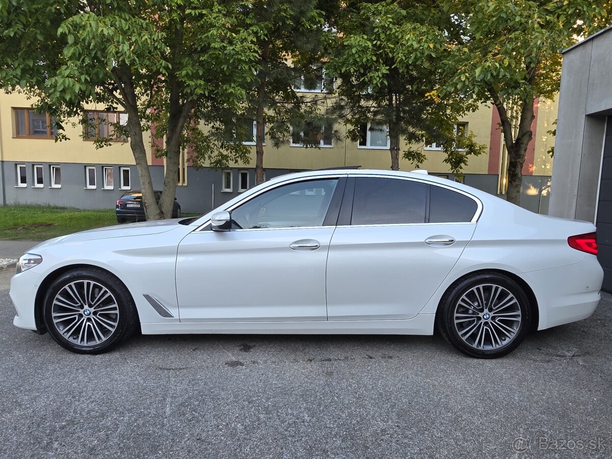 BMW 520d 1.Majiteľ A/T Harman/KARDON KAMERA FULL LED 190PS - 8