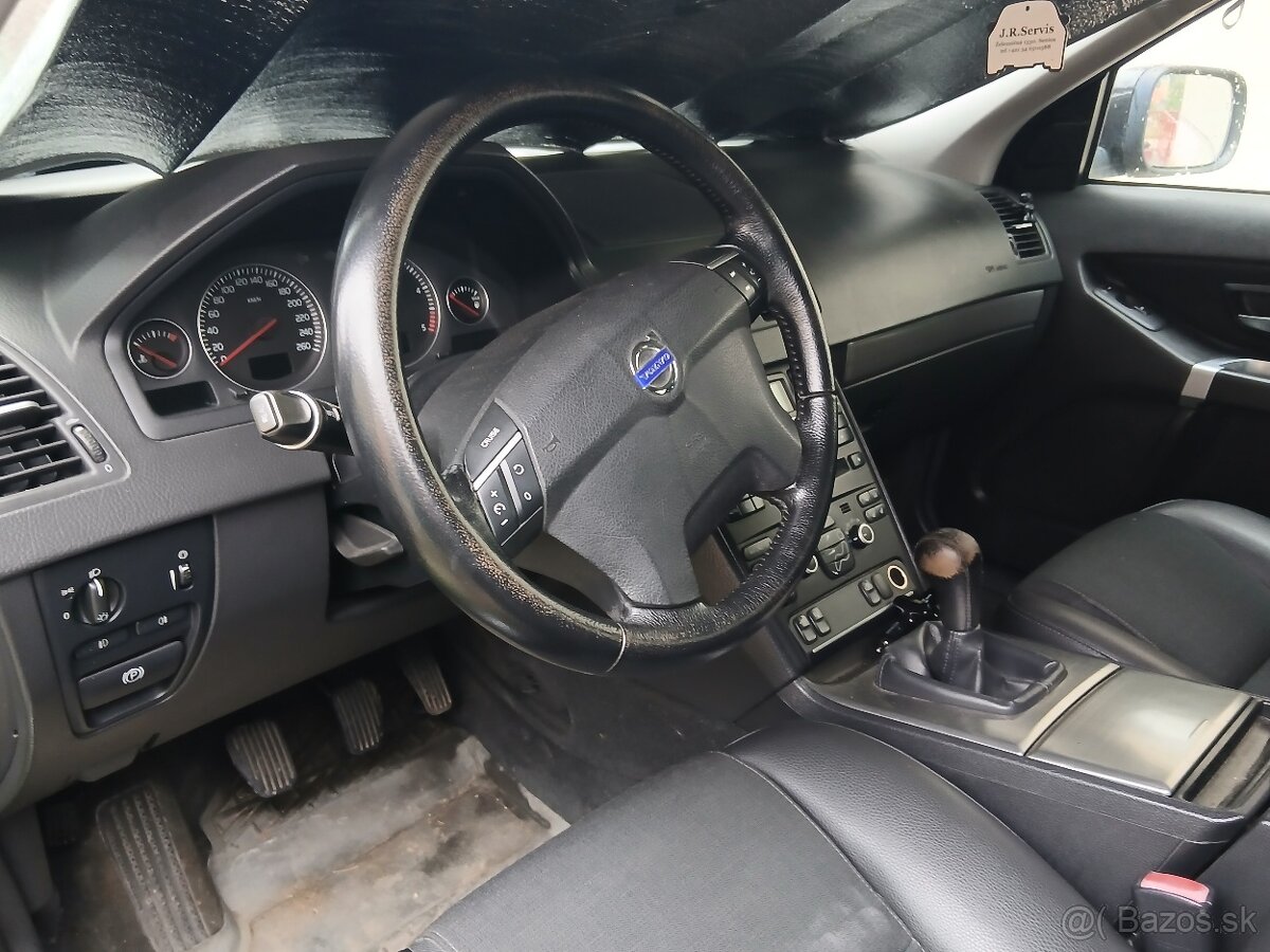 Volvo XC90 - 8