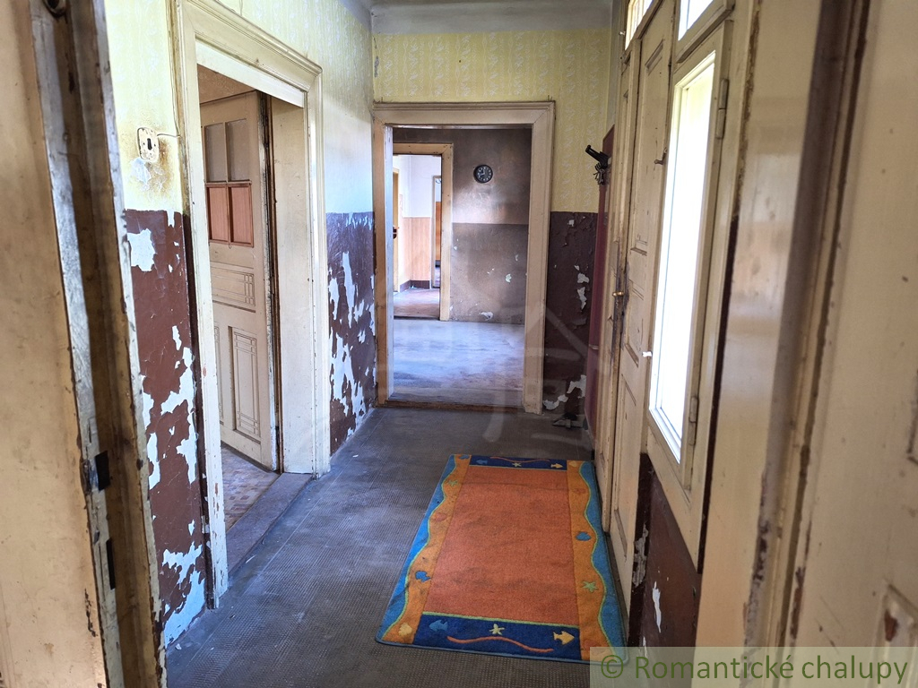 Drevenica medzi Liptovským Mikulášom a Liptovským Hrádkom. - 8