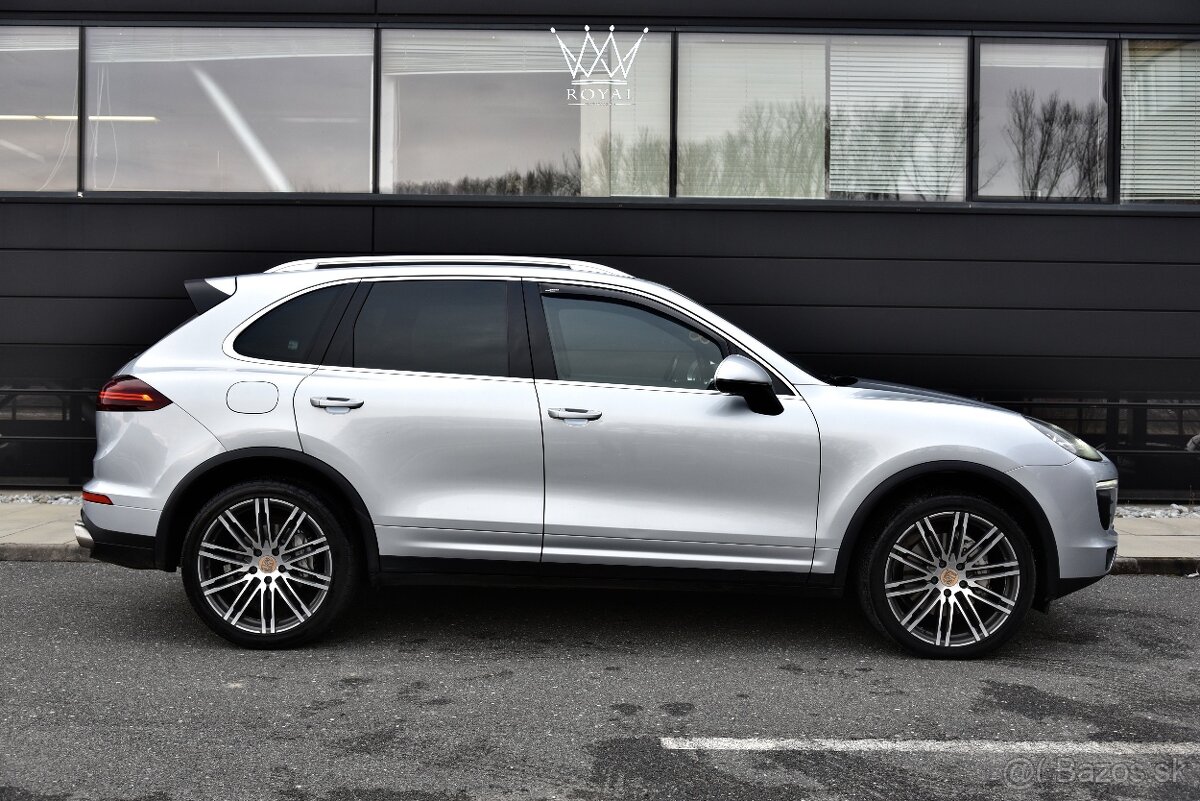 Porsche Cayenne S 4.2 V8 Diesel - 8