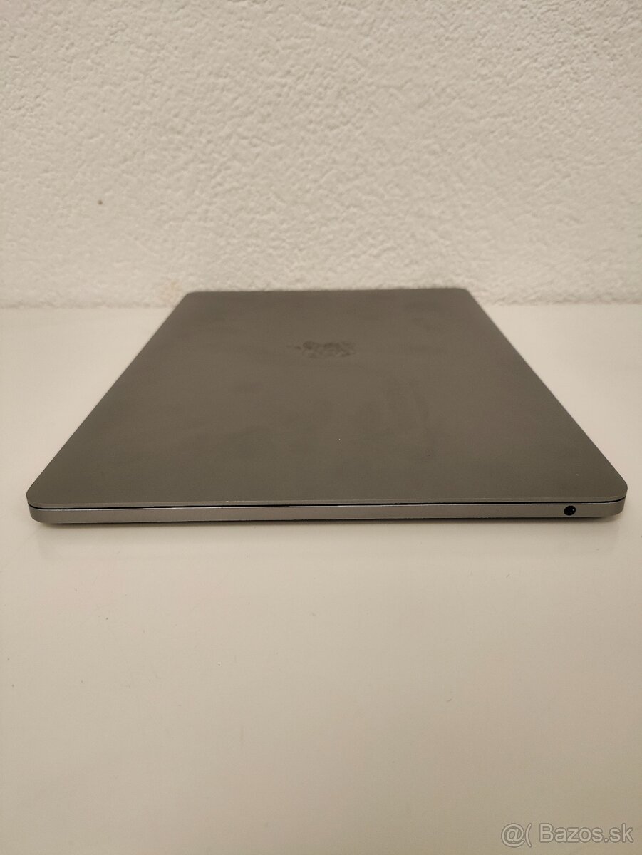 Apple MacBook Pro 13 (2017 A1708) | Intel Core i5 2.3 GHz • - 8