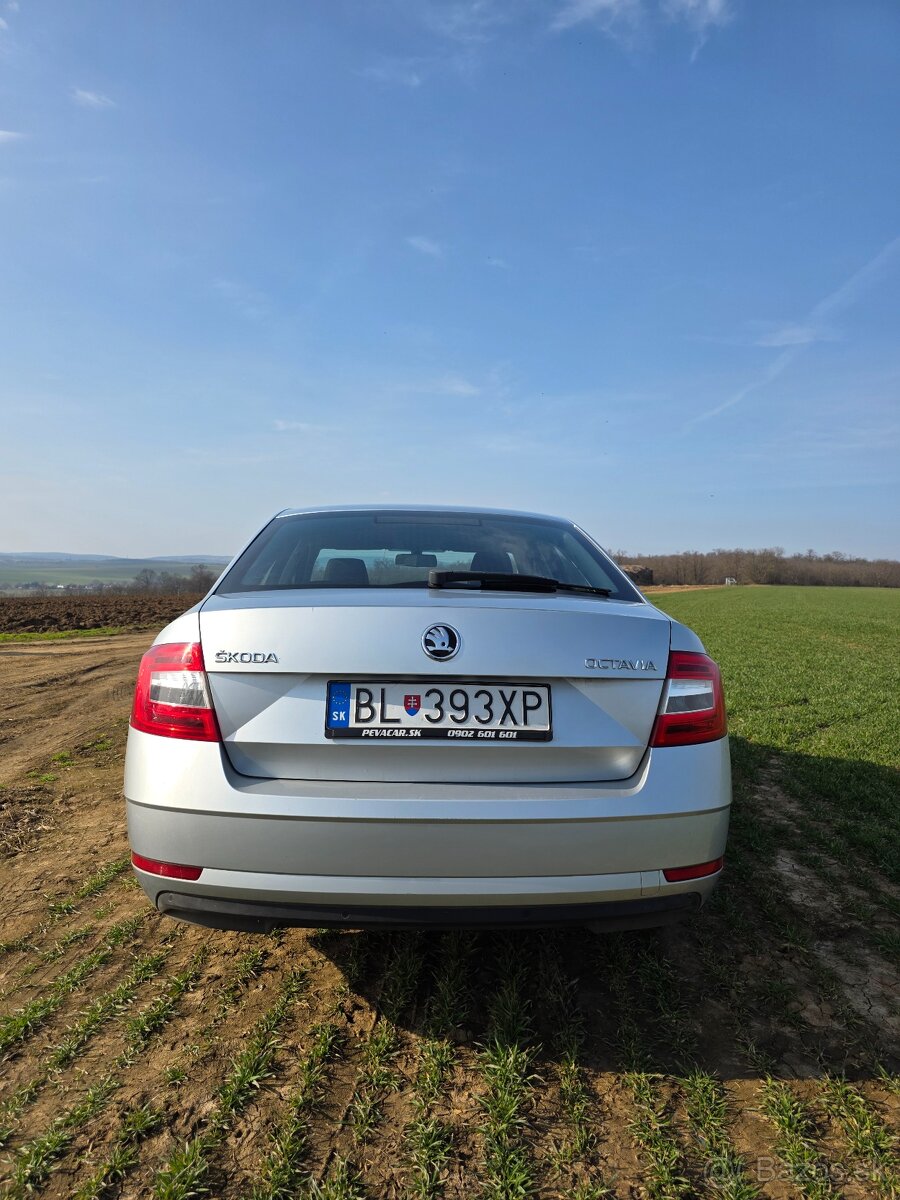 Škoda Octavia 1.6 TDI - 8