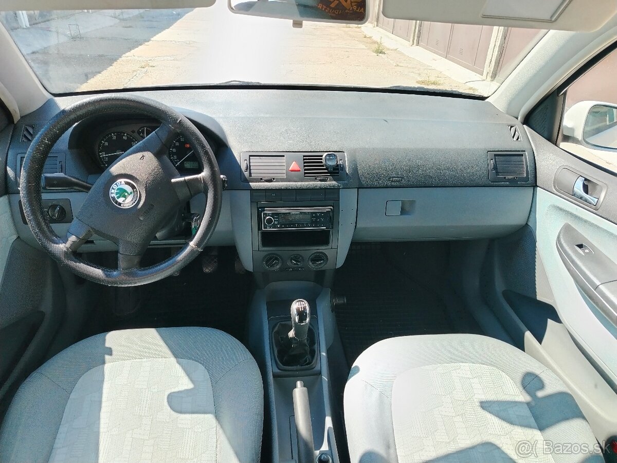 Škoda fabia Combi 1,4 MPI - 8