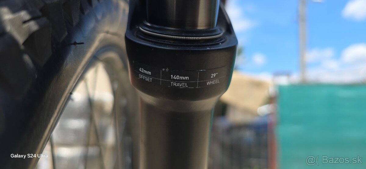 CTM Areon Xpert 29" (770Wh), matná čierna L - 8