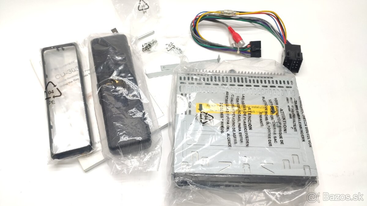 Predám autorádio Nakamichi CD300 - 8