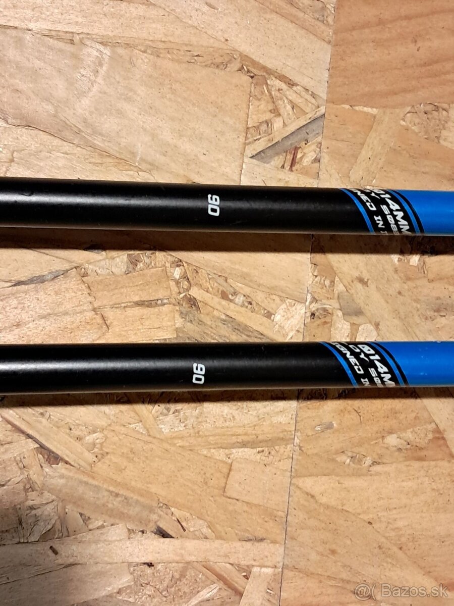 Lyže Rossignol 130 CM a lyžiarky Atomic - 8