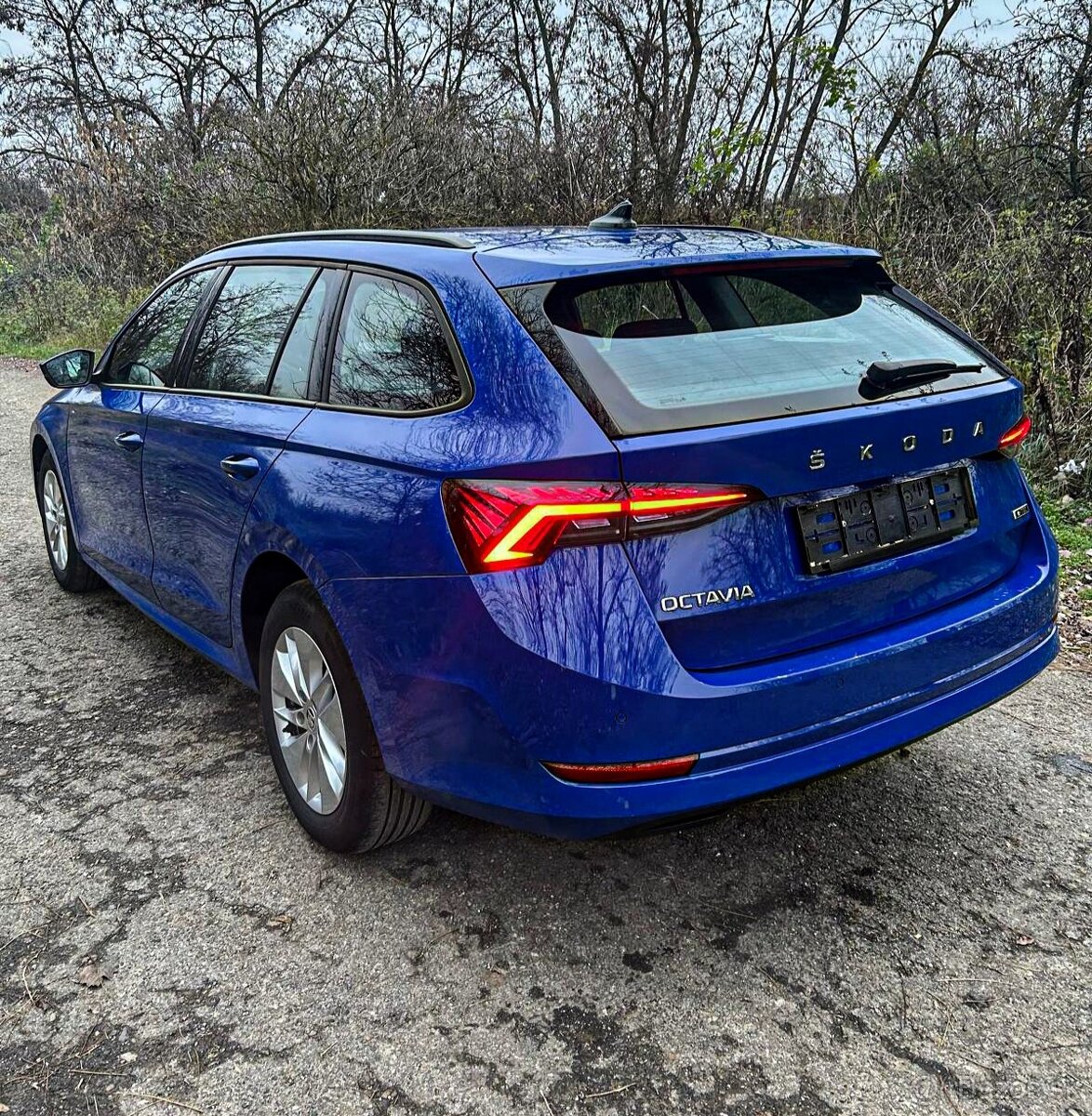 Škoda Octavia Combi 1.5 TSI DSG 110KW VIRTUAL COCKPIT ŤAŽNÉ - 8