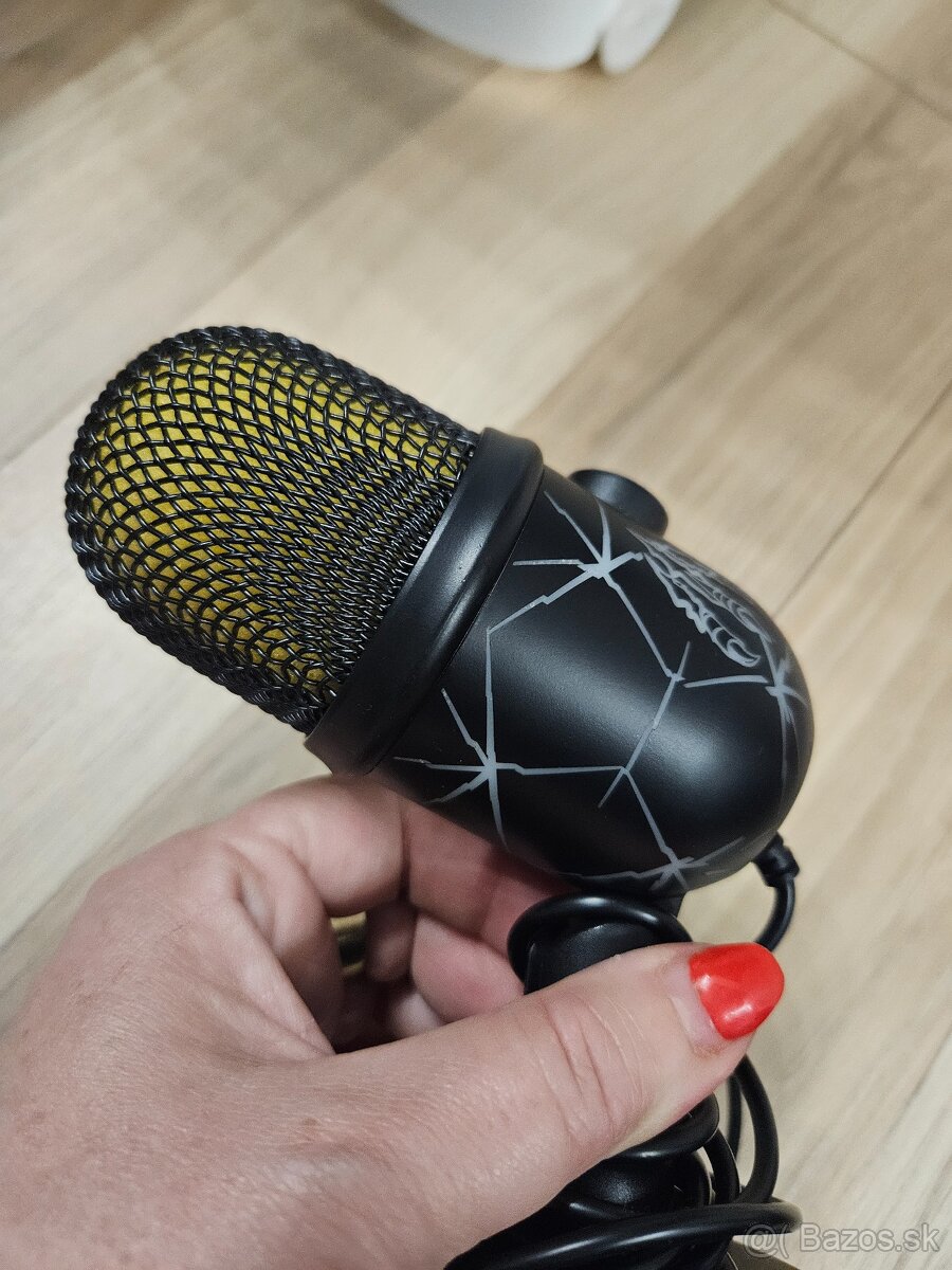 Mikrofón - 8