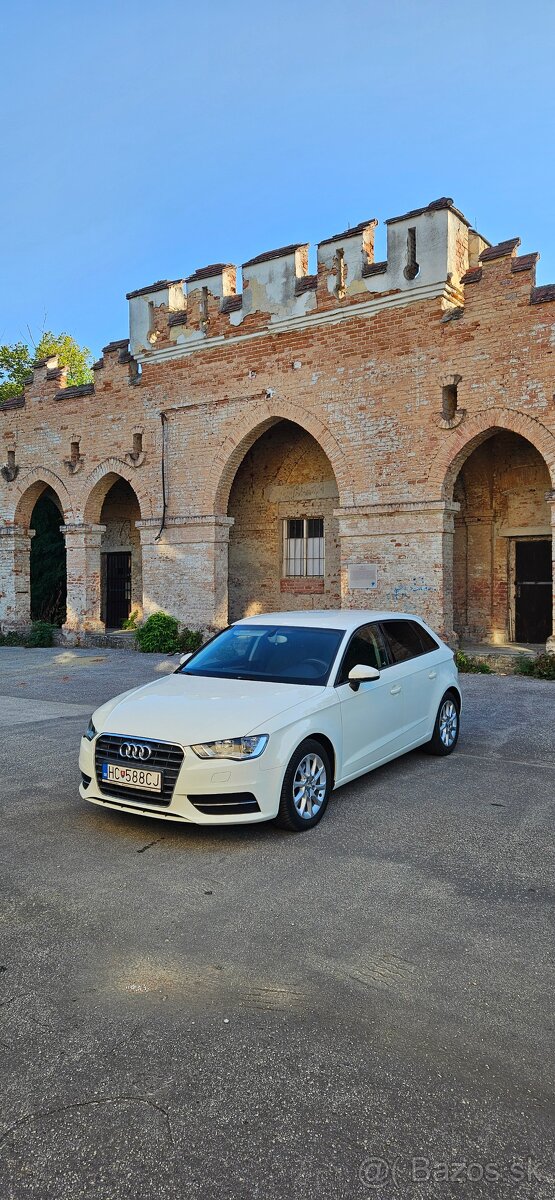 Audi a3 sportback 1.4 tfsi S-tronic - 8