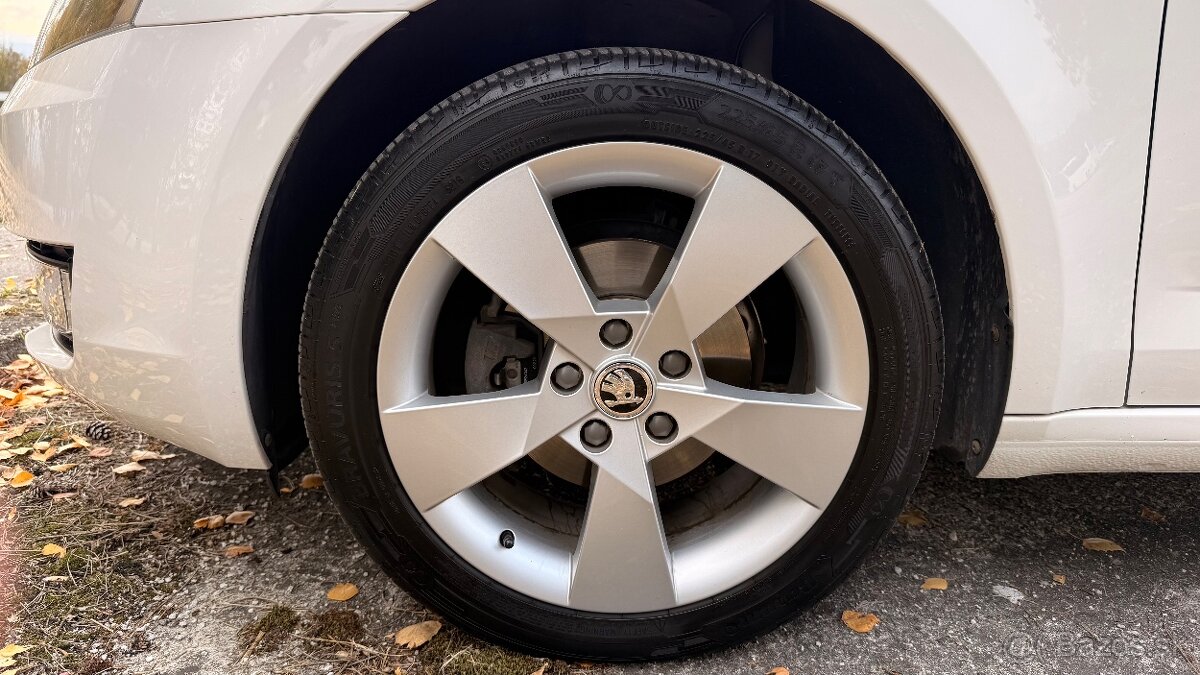 Škoda Octavia Combi 1,6 TDi Elegance - 8