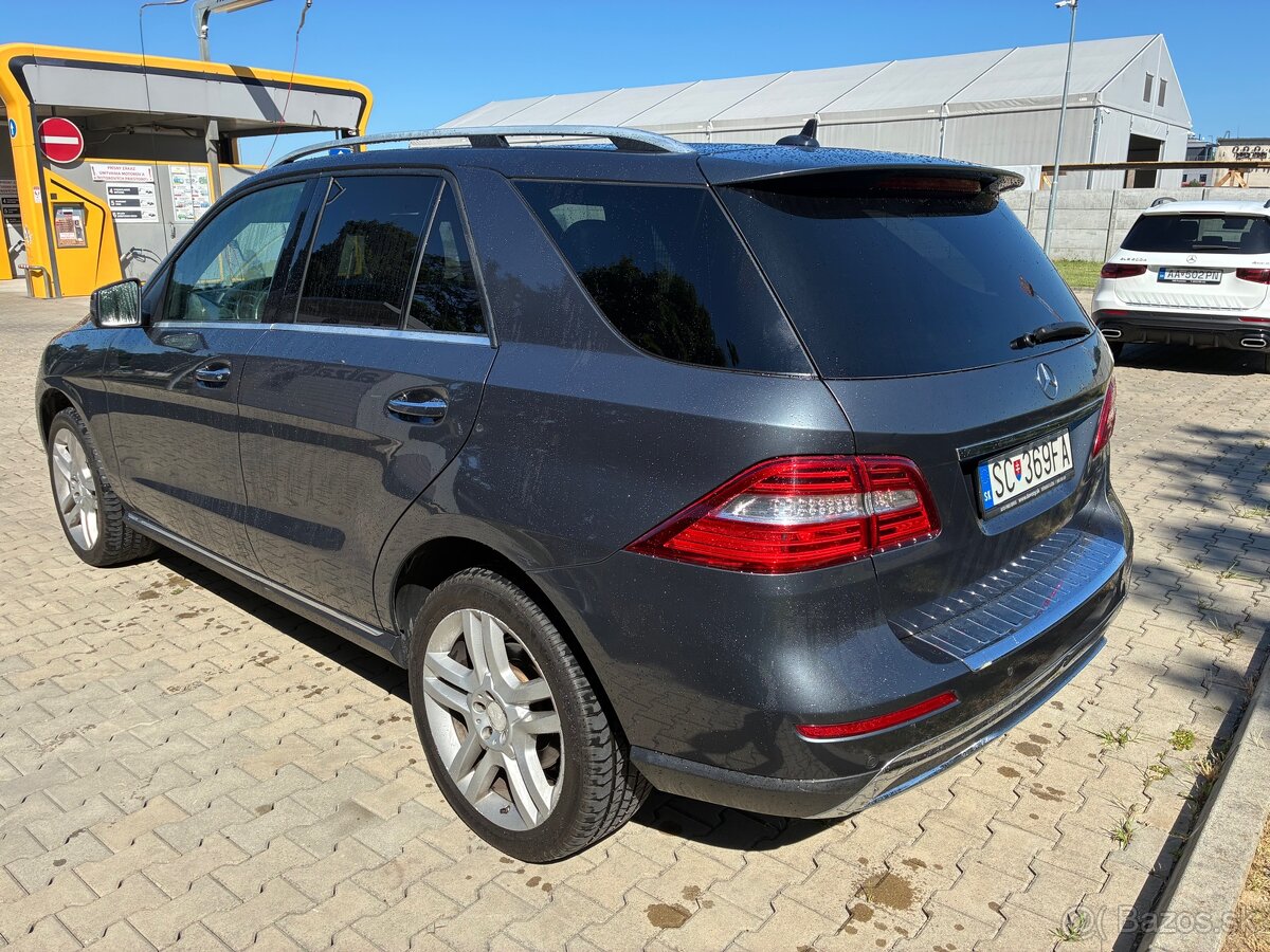 Mercedes-Benz ML350 BlueTEC 4matic - 8