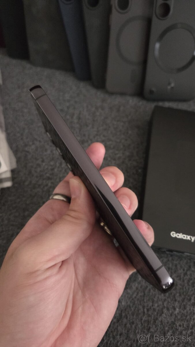Samsung Galaxy S23 phantom black 8/256 - 8