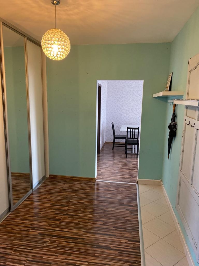 Prenájom 3 i.byt Nám.Hraničiarov BA - 8