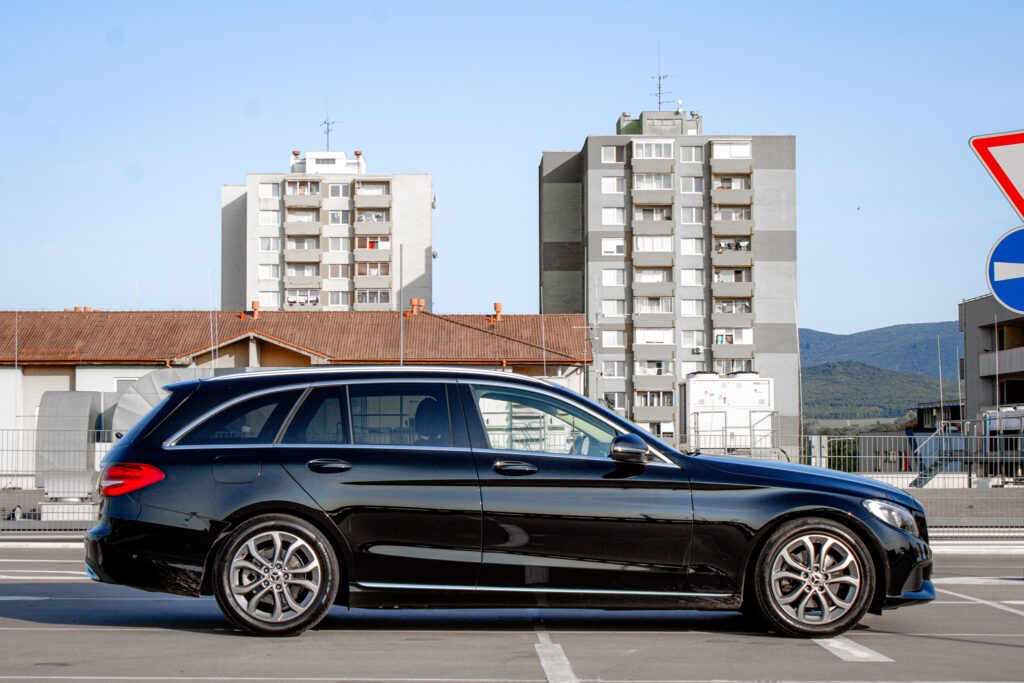 Predam Mercedes C200d, 2143ccm, 9-rychlostny automat - 8