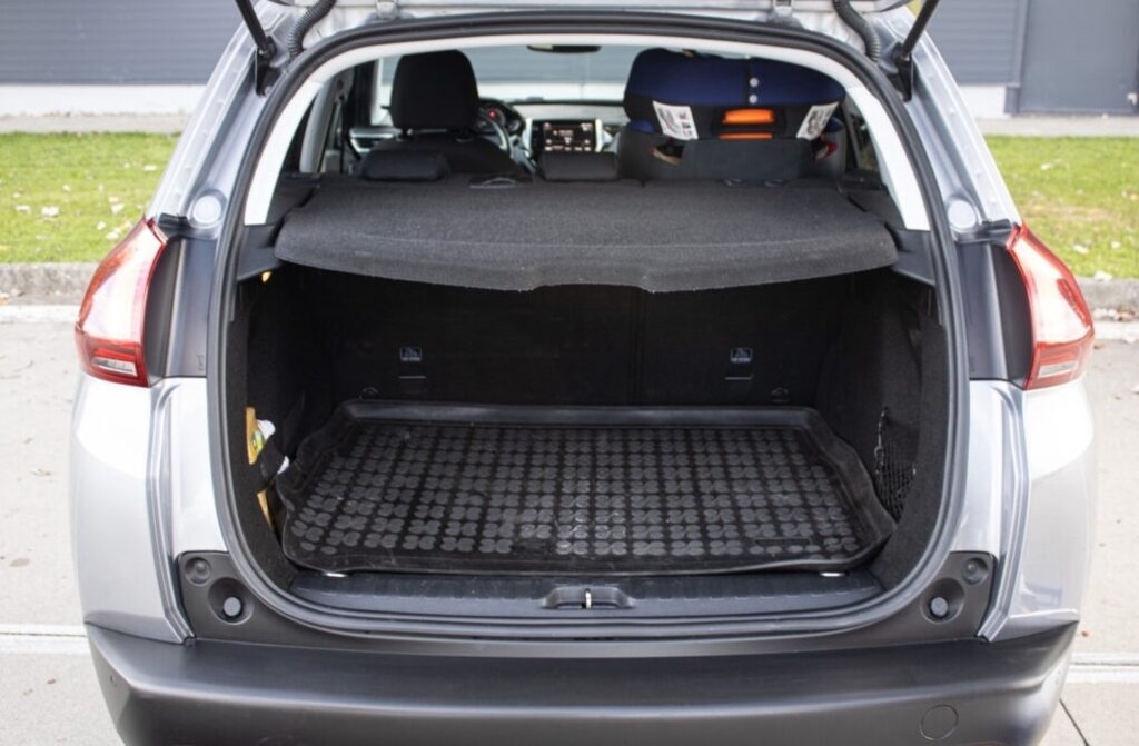 Peugeot 2008 1.2 PureTech Style - 8