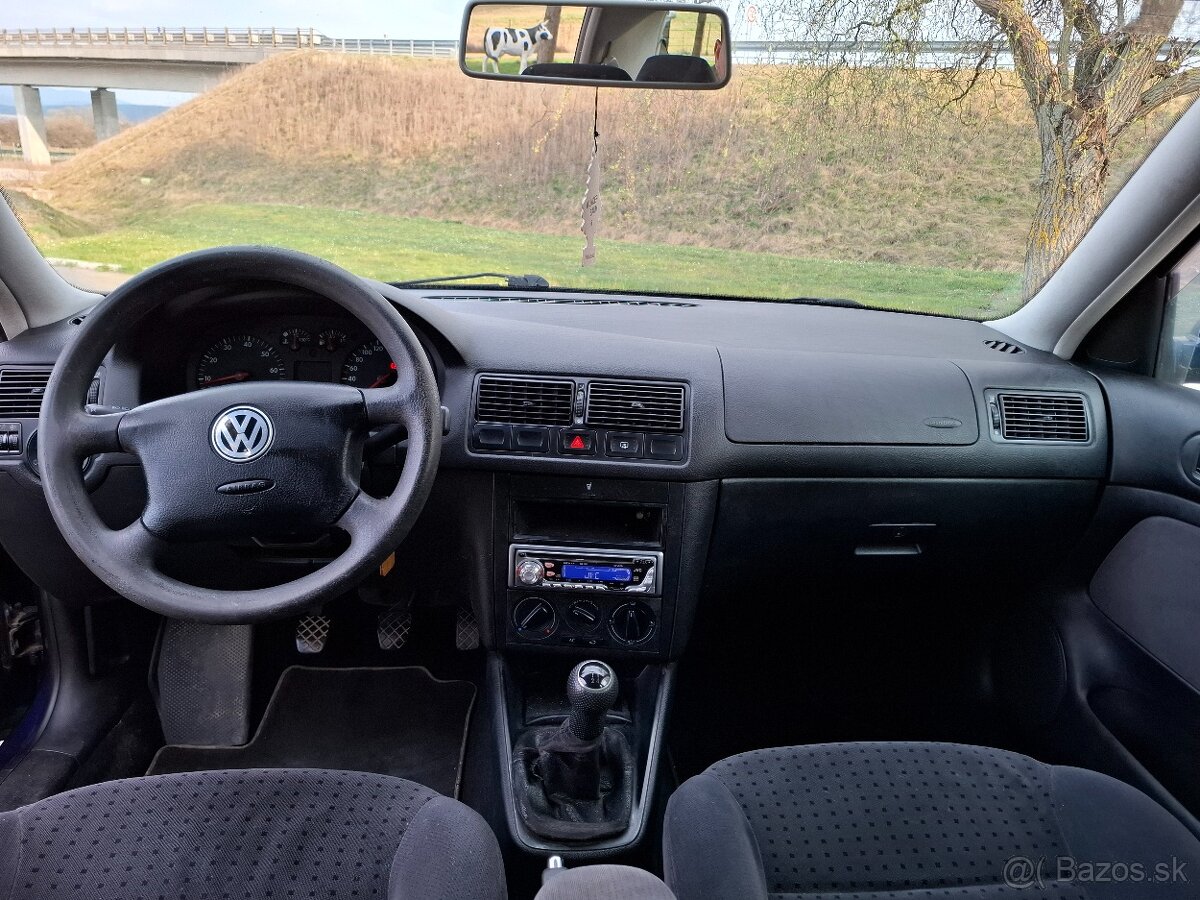 Volkswagen Golf IV 1.6 benzin - 8