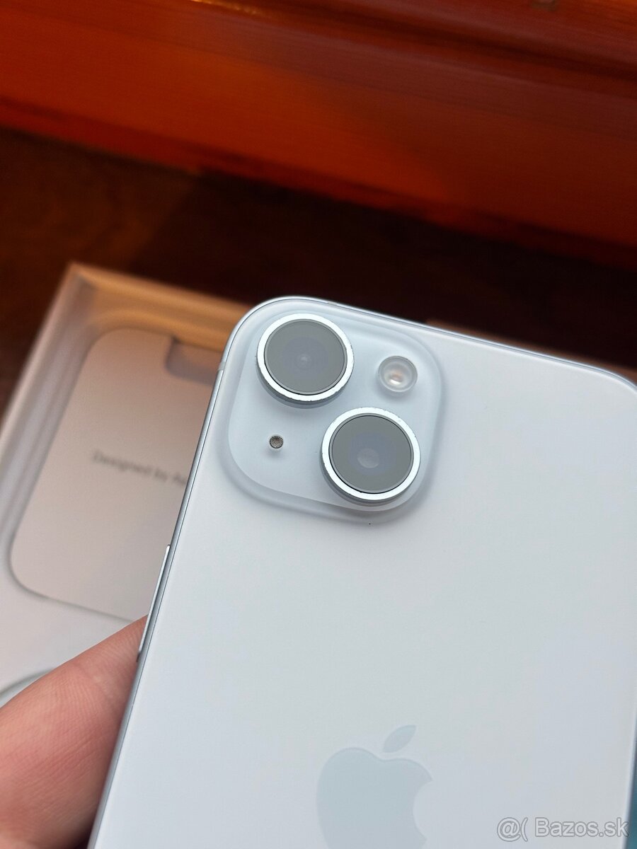 Apple iPhone 15 128GB - 8