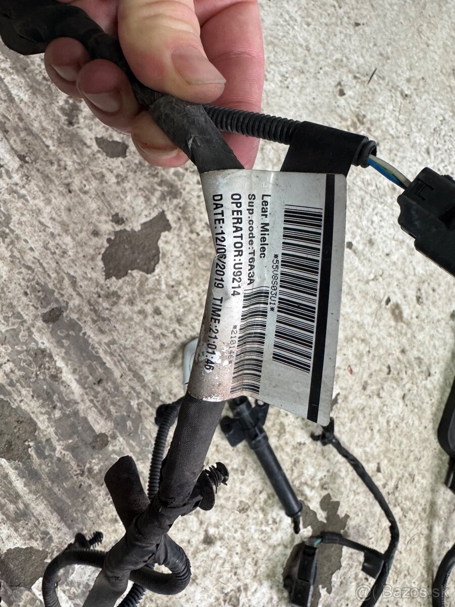 Predám diely Volvo v40 - 8