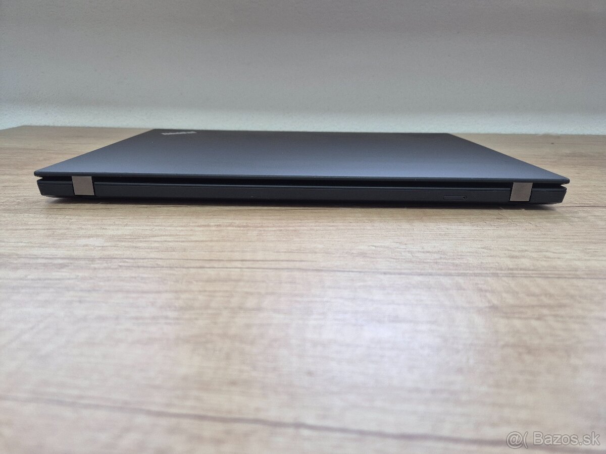 Thinkpad T495/Ryzen 7 Pro 3700U/16GB RAM/FHD IPS/512GB SSD - 8