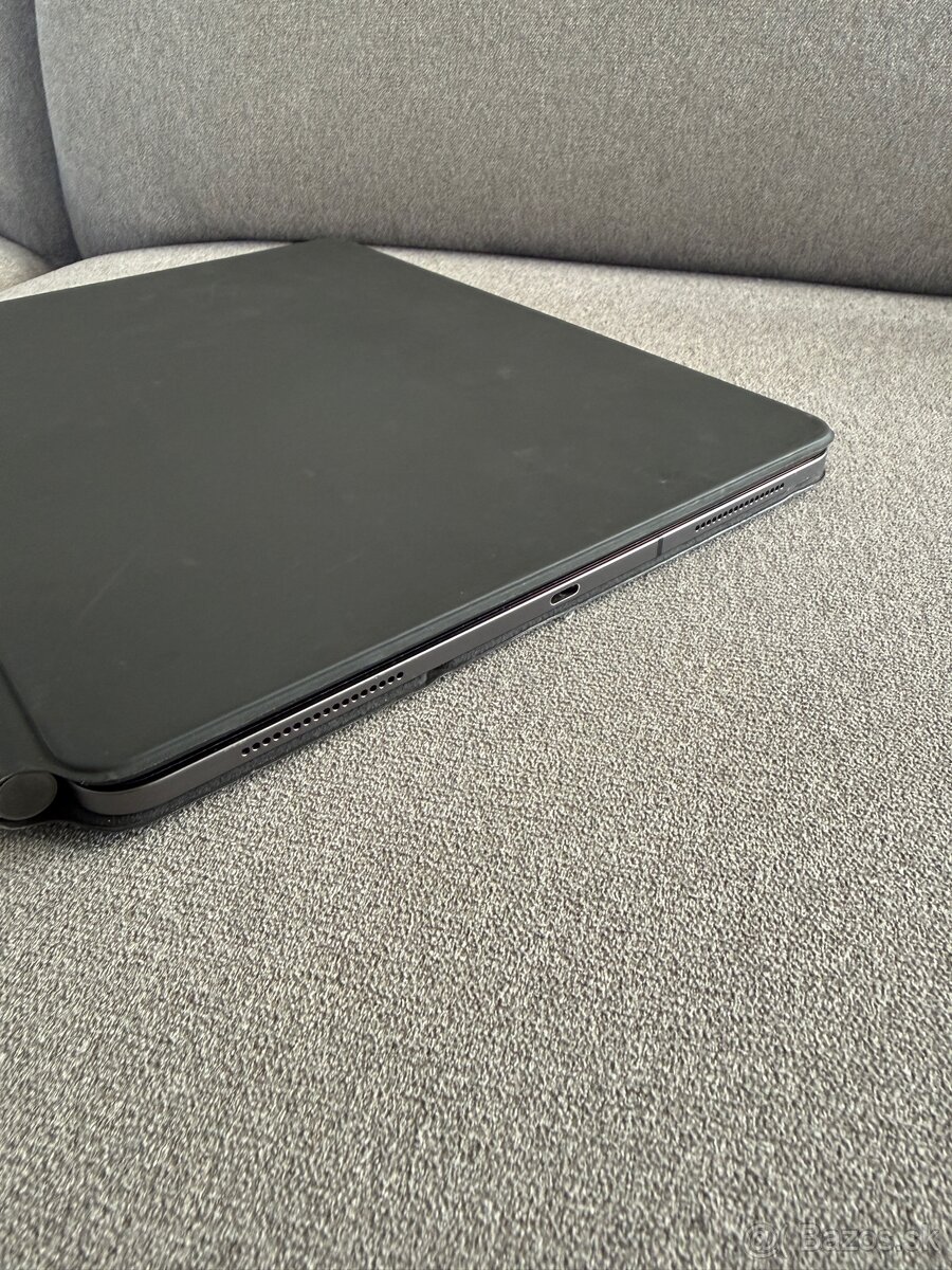 Apple iPad PRO 12,9" 4. gen 256GB Wi-Fi + Cellular - 8