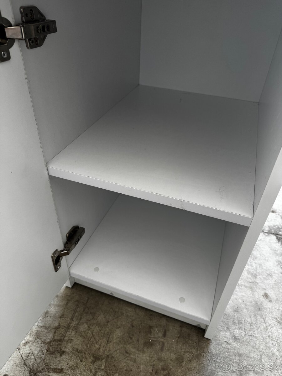 Manikérsky stôl - 8