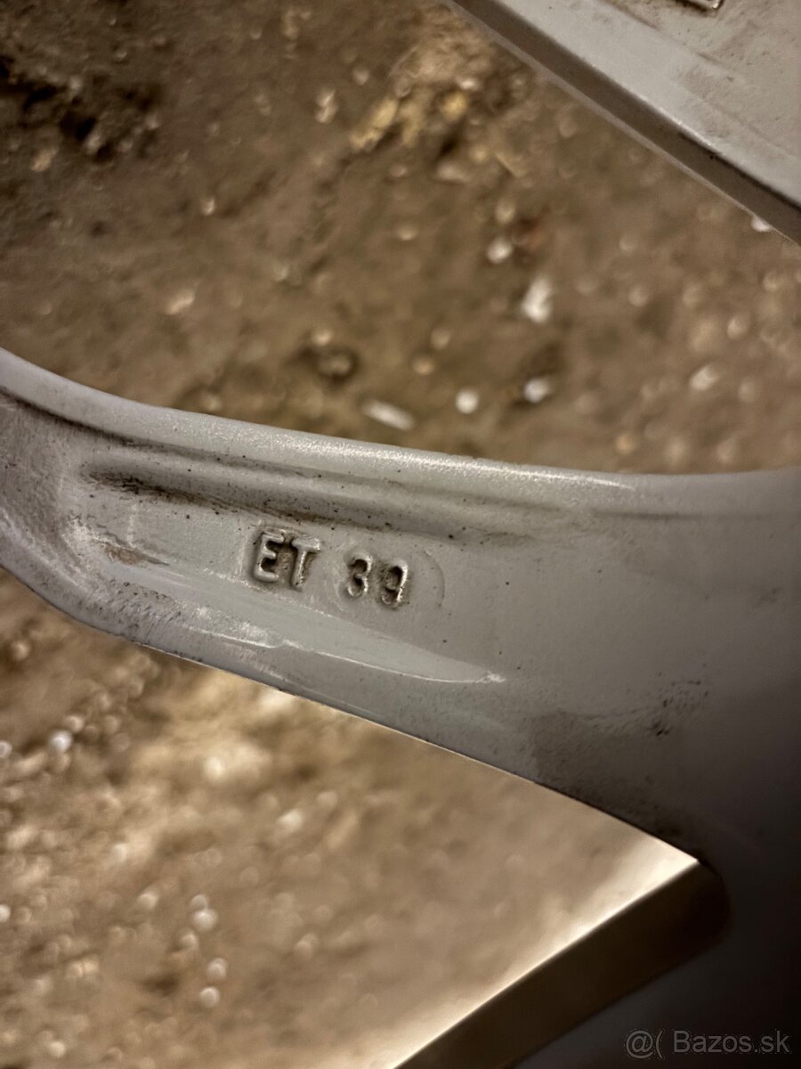 alu disky Rial R18 - 8