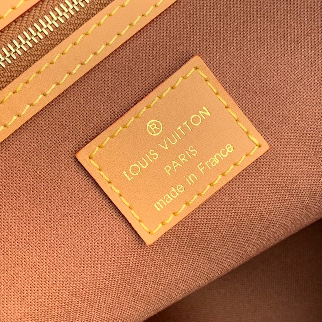 Louis Vuitton NOVÁ - 8