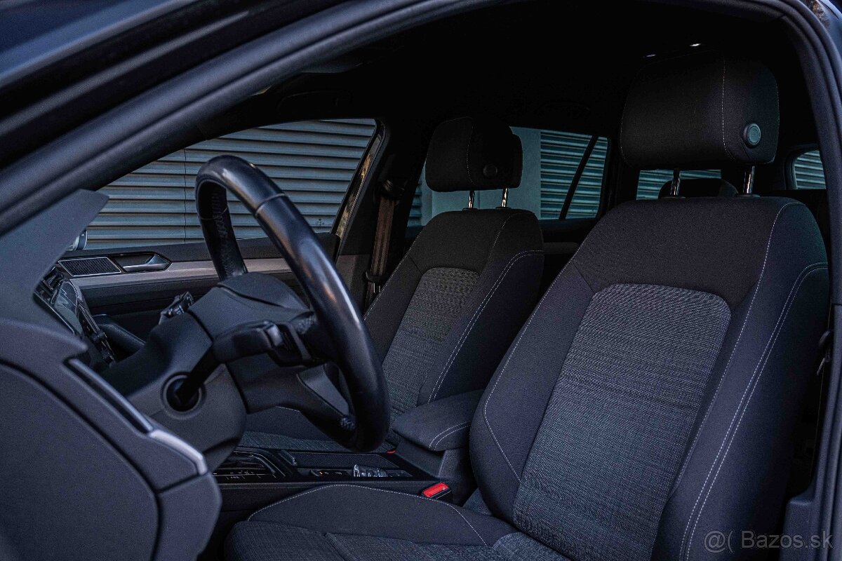 Volkswagen Passat 2.0 TDI R-Line DSG / ODPOČET - 8