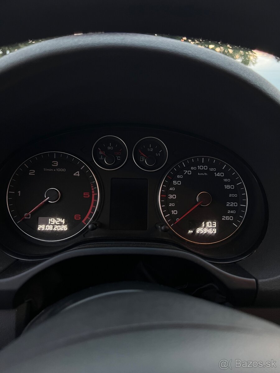 Audi a3 2.0tdi 125kw quattro - 8