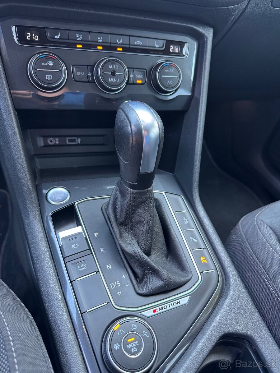 Volkswagen Tiguan Allspace - 8