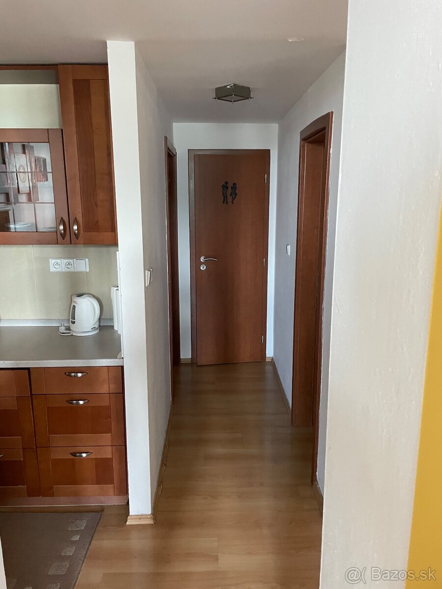 Prenájom 3 izboveho bytu v centre Žiliny - 8