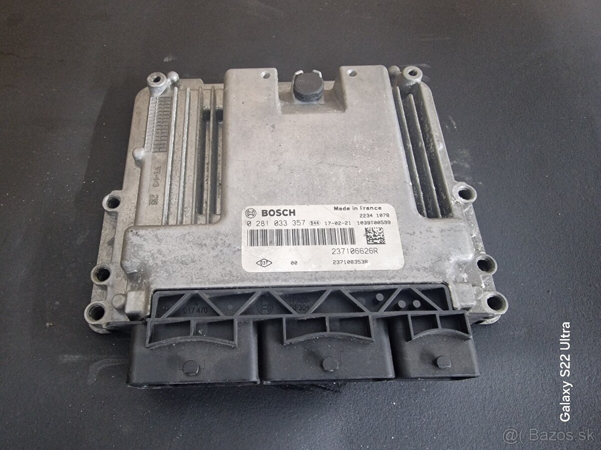Predám riadiacu jednotku ECU - 8