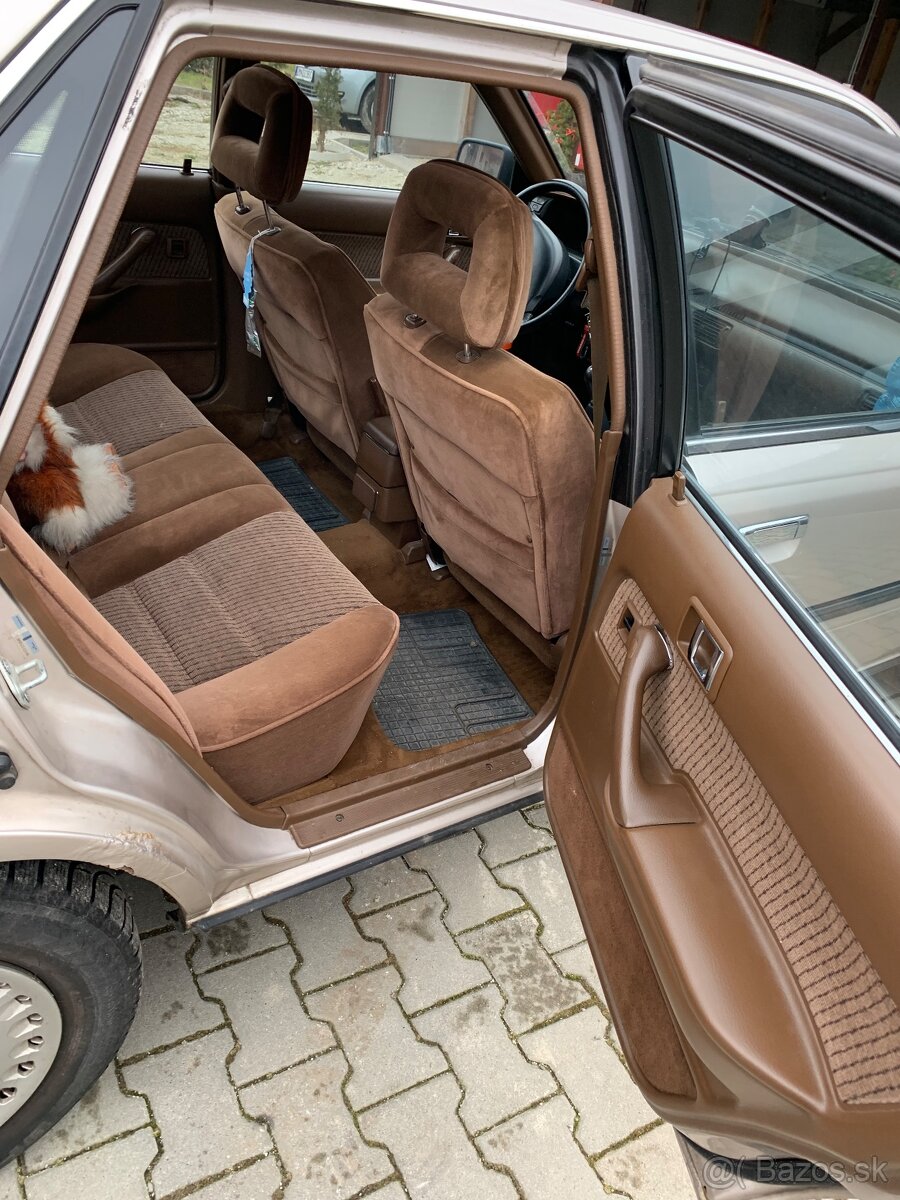 Toyota Camry 2.0TD - 8