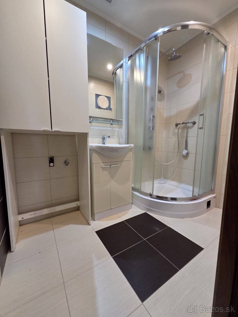 2iz. byt, FURČA, POVSTANIA ČES. ĽUDU - 8