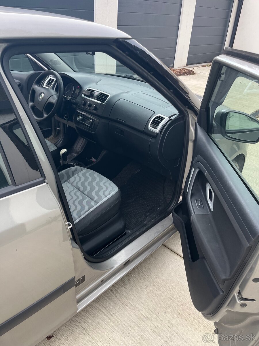 Škoda Fabia II 1.4 MPI - 8