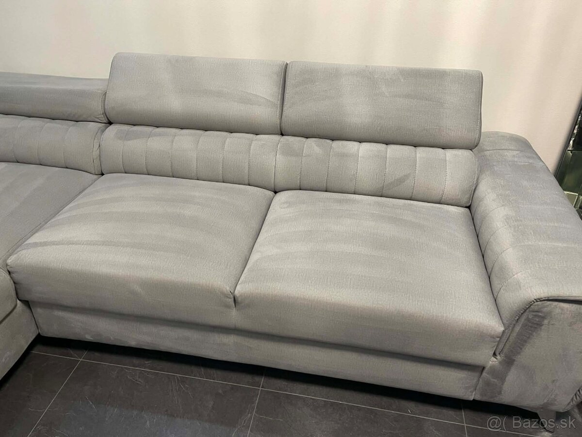 Rohový gauc - 8