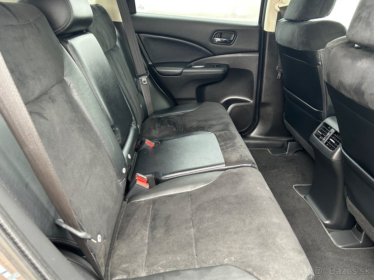 Honda CR-V 2,2 idtec 110 kw 4x4 - 8