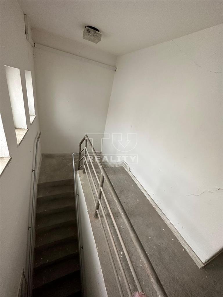 PREVÁDZKOVÉ PRIESOTRY NA PRENÁJOM, 500m2 - 8