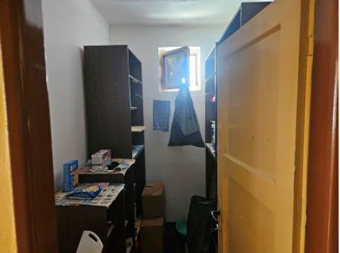 Rod. dom, Kostolná 348/37, Bučany, Okr. Trnava, podiel 1/2 - 8