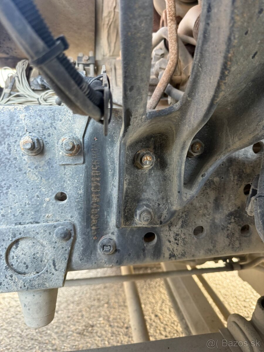 MERCEDES - BENZ ACTROS PUTZMEISTER M 32 - 8