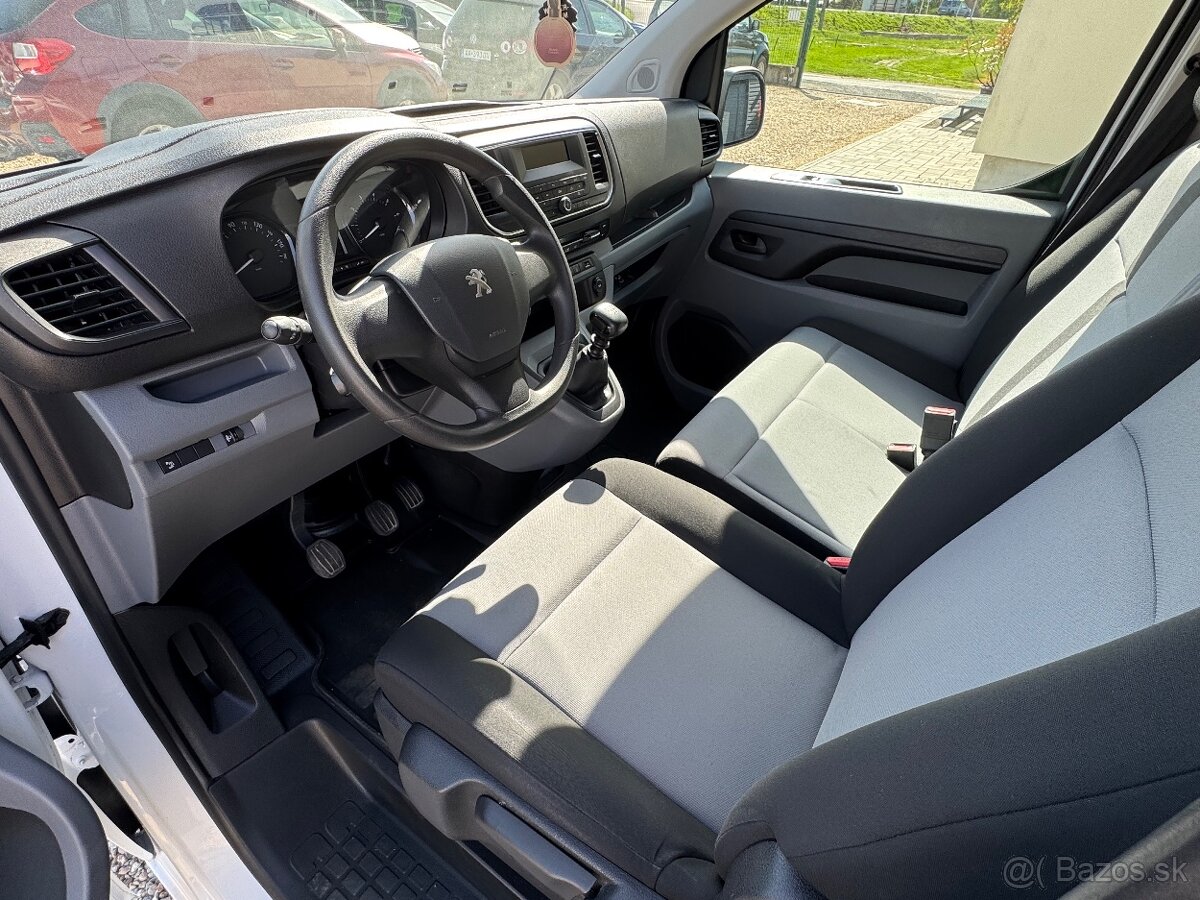 Peugeot Expert TRAVELLER - 8